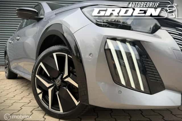 Peugeot e-208 (2024) thumbnail 5