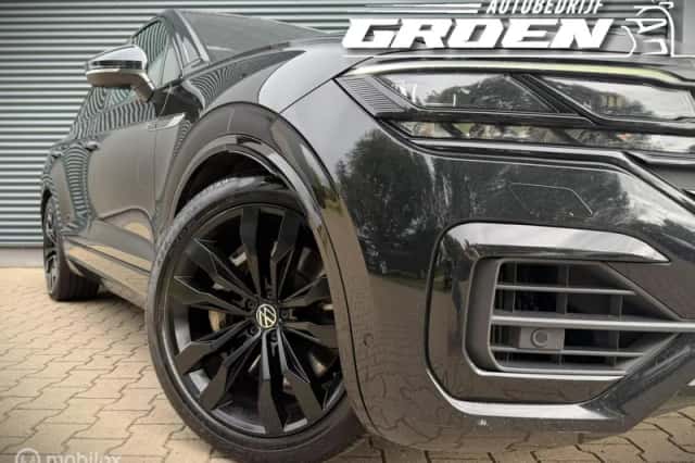Volkswagen Touareg (2023) thumbnail 4