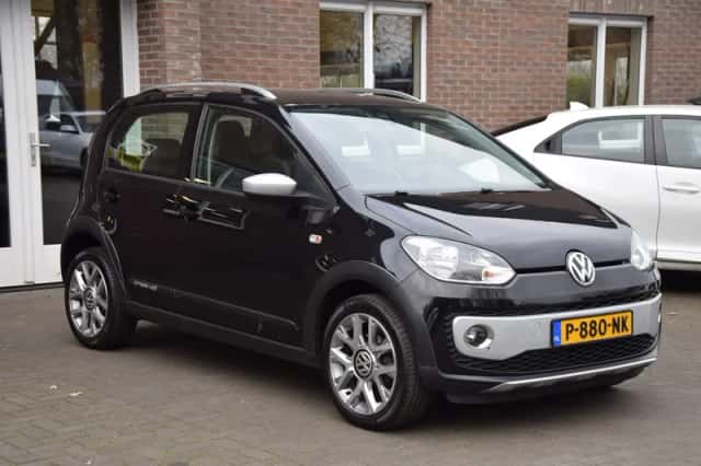Volkswagen Up! (2016) thumbnail 4