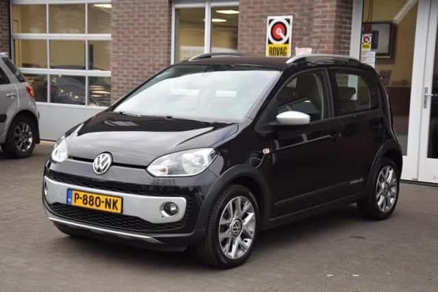 Volkswagen Up! (2016) thumbnail 6