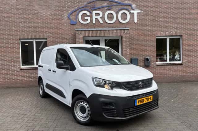Peugeot Partner (2020) thumbnail 1