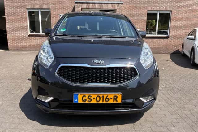 Kia Venga (2015) thumbnail 4