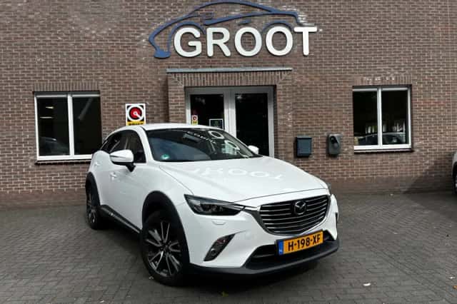 Mazda CX-3 (2017) thumbnail 2