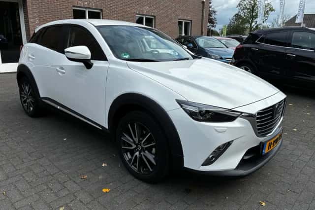 Mazda CX-3 (2017) thumbnail 6
