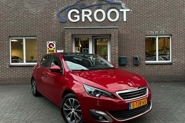 Peugeot 308 (2014) thumbnail 1