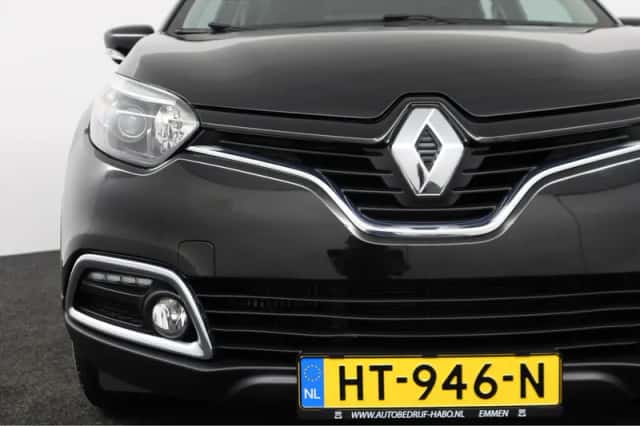 Renault Captur (2016) thumbnail 4