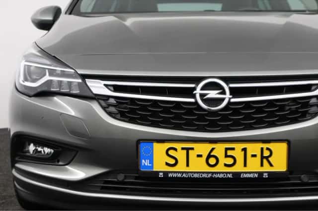 Opel Astra (2018) thumbnail 4