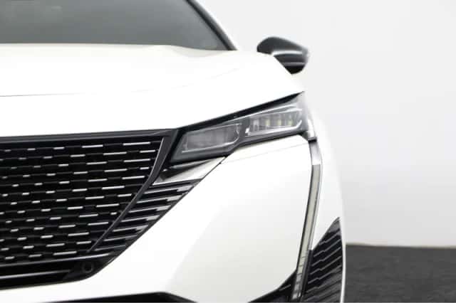 Peugeot 308 (2022) thumbnail 2