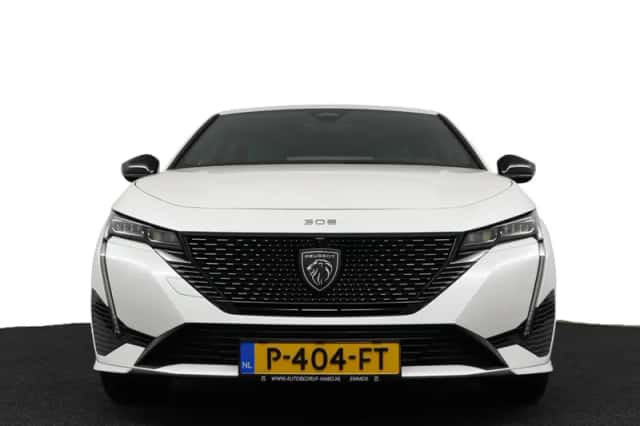 Peugeot 308 (2022) thumbnail 3