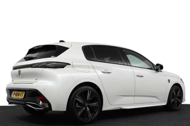 Peugeot 308 (2022) thumbnail 6