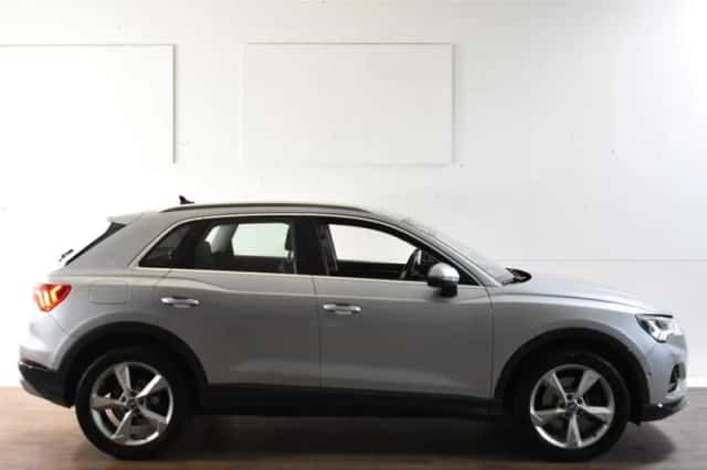 Audi Q3 (2019) thumbnail 4