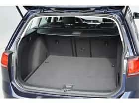 Volkswagen Golf thumbnail 12