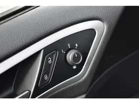 Volkswagen Golf thumbnail 19