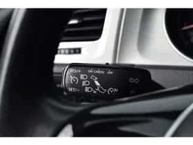 Volkswagen Golf thumbnail 24