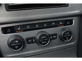 Volkswagen Golf thumbnail 25