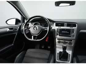 Volkswagen Golf thumbnail 8