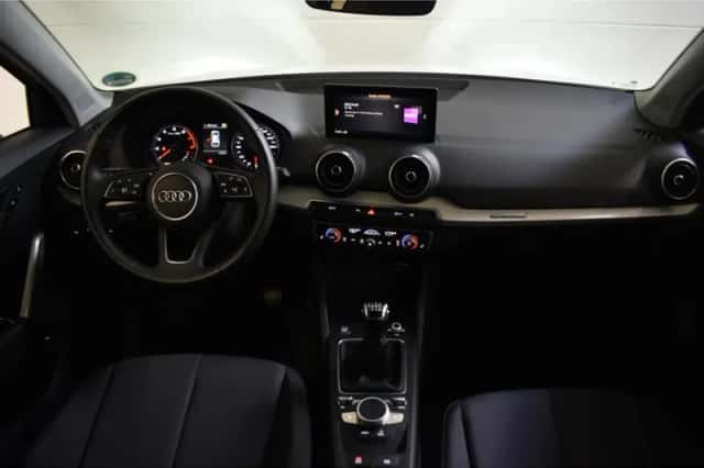 Audi Q2 (2023) thumbnail 2