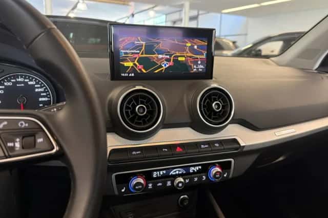 Audi Q2 (2023) thumbnail 5