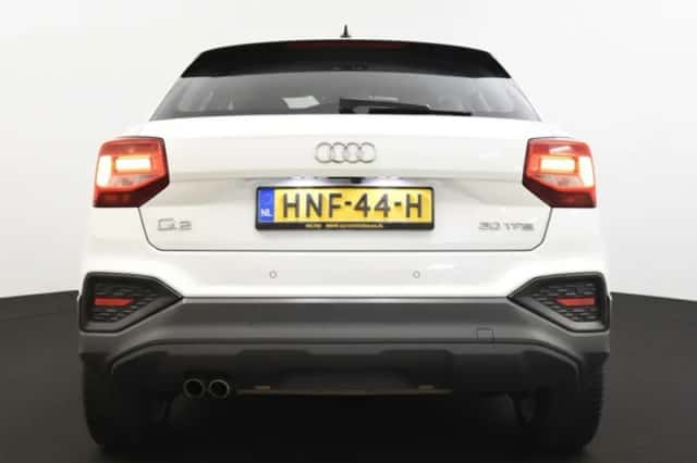Audi Q2 (2023) thumbnail 6