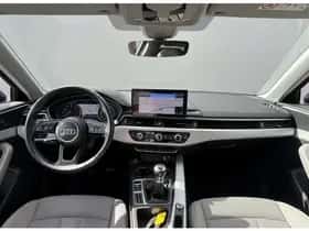 Audi A4 (2021) thumbnail 2