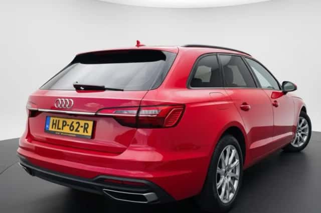 Audi A4 (2021) thumbnail 3