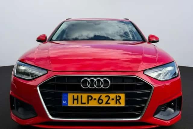 Audi A4 (2021) thumbnail 5