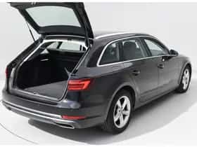 Audi A4 (2019) thumbnail 13