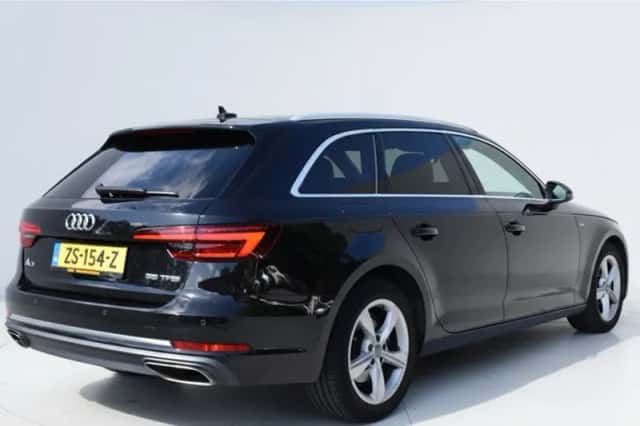 Audi A4 (2019) thumbnail 5
