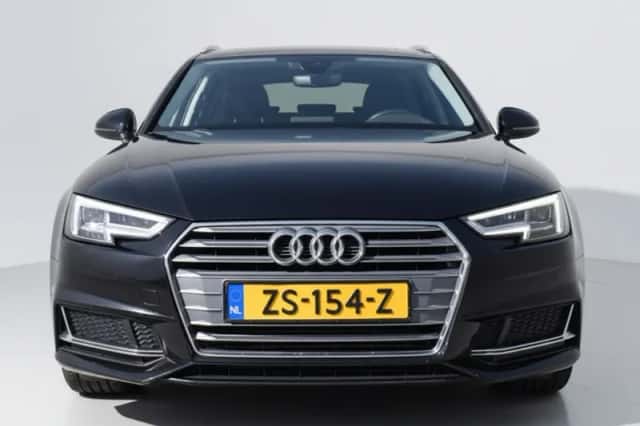 Audi A4 (2019) thumbnail 6
