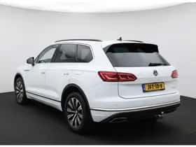 Volkswagen Touareg (2021) thumbnail 3