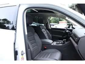 Volkswagen Touareg thumbnail 21