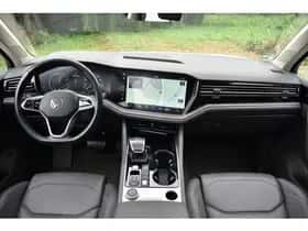 Volkswagen Touareg thumbnail 22
