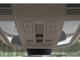 Volkswagen Touareg thumbnail 35