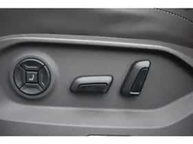 Volkswagen Touareg thumbnail 43