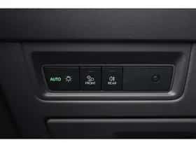 Volkswagen Touareg thumbnail 49
