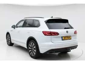 Volkswagen Touareg thumbnail 6
