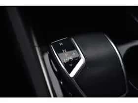 Volkswagen Touareg thumbnail 56