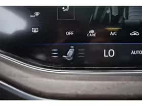 Volkswagen Touareg (2021) thumbnail 60