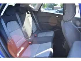 Renault Captur thumbnail 16