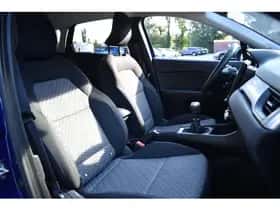 Renault Captur thumbnail 17