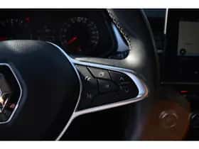 Renault Captur thumbnail 23