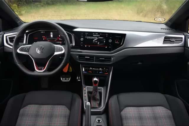 Volkswagen Polo (2024) thumbnail 2