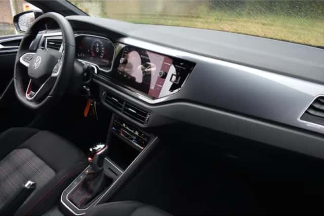 Volkswagen Polo (2024) thumbnail 2