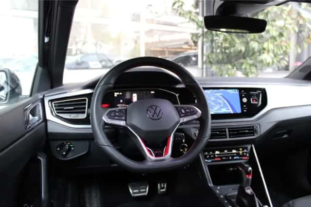 Volkswagen Polo (2024) thumbnail 3