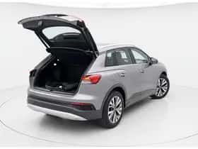 Audi Q4 e-tron (2021) thumbnail 6