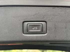 Audi Q4 e-tron thumbnail 8