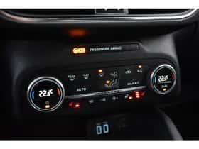 Ford Kuga thumbnail 30