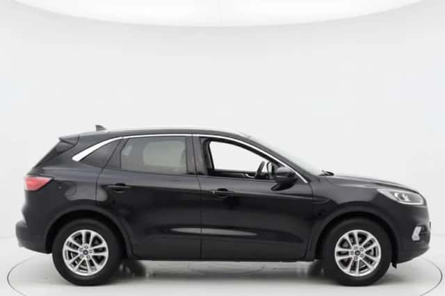 Ford Kuga (2021) thumbnail 4