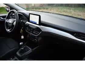 Ford Focus thumbnail 14