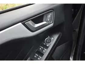 Ford Focus thumbnail 19